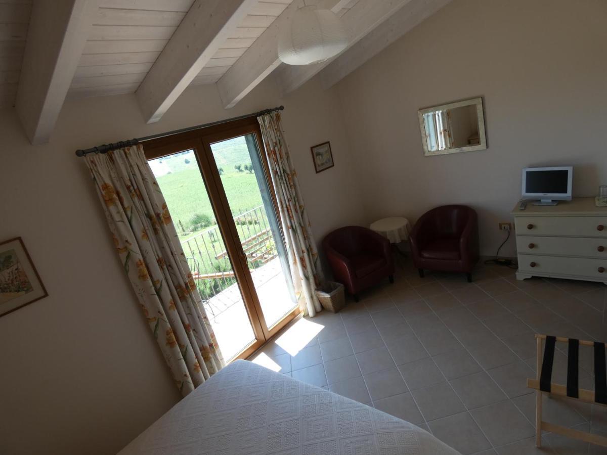 Il Frutteto Bed And Breakfast Ripattone Kültér fotó